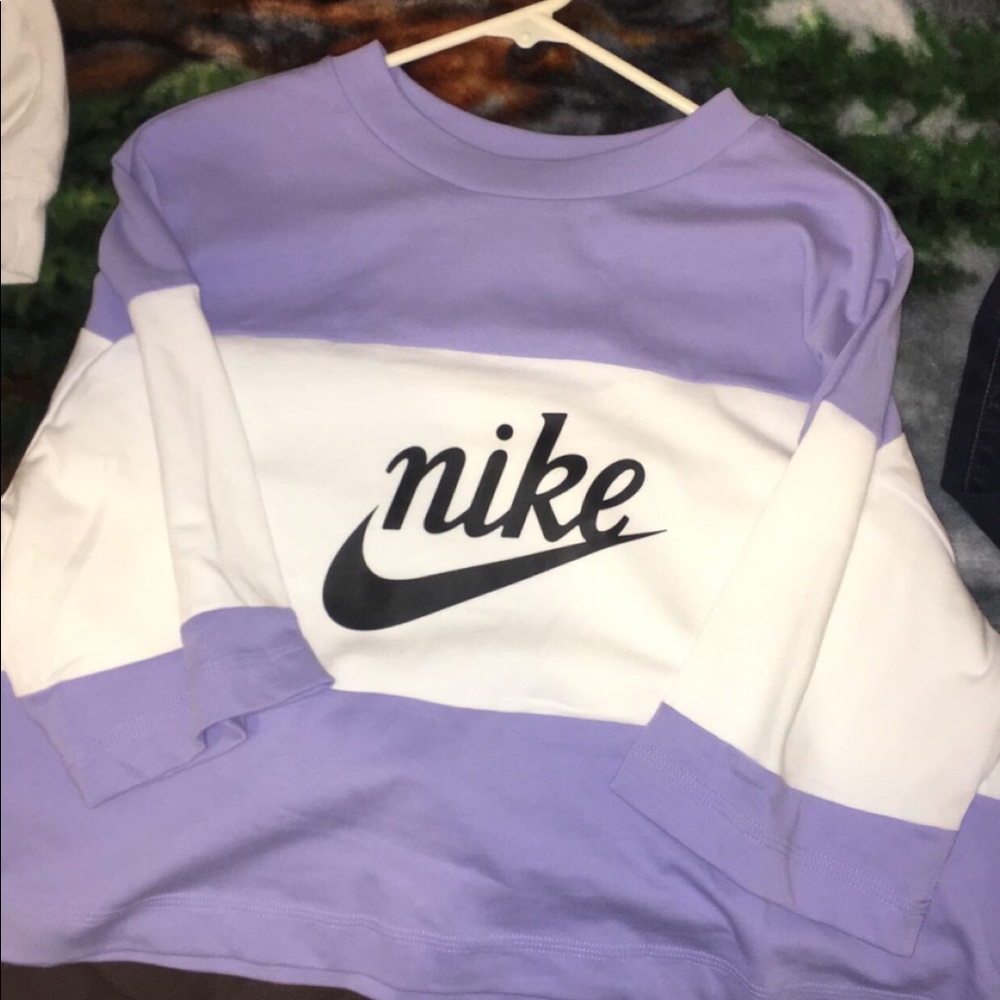 nike crop